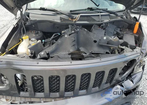 2016 Jeep Patriot Latitude из США, поврежденный, VIN 1C4NJPFA7GD527192